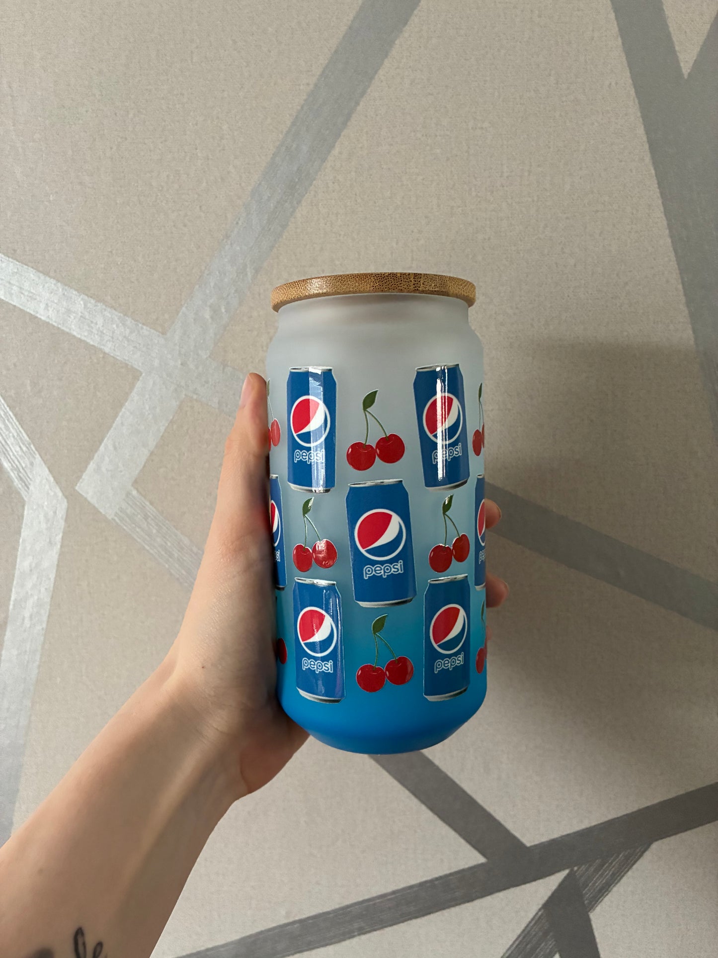 Pepsi light blue ombre 16oz glass can